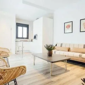 Apartment Cozy And Functional- 2bd 1bth - Alfalfa