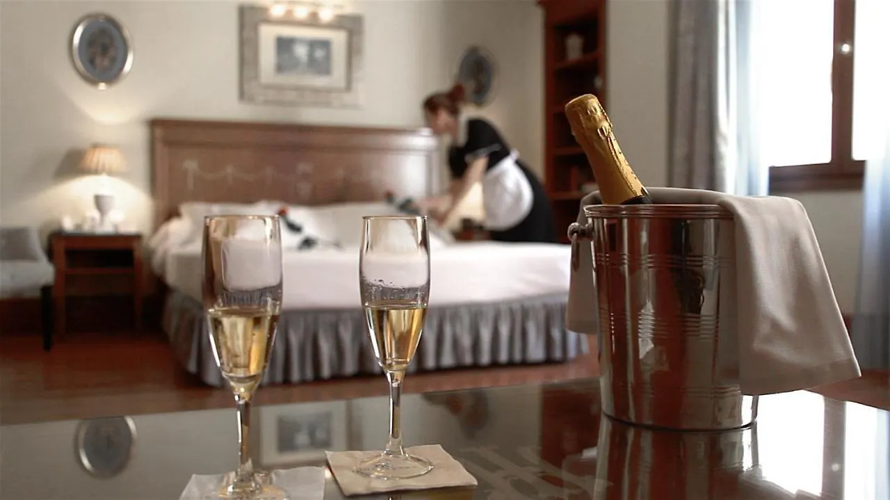 Hotel Inglaterra Seville